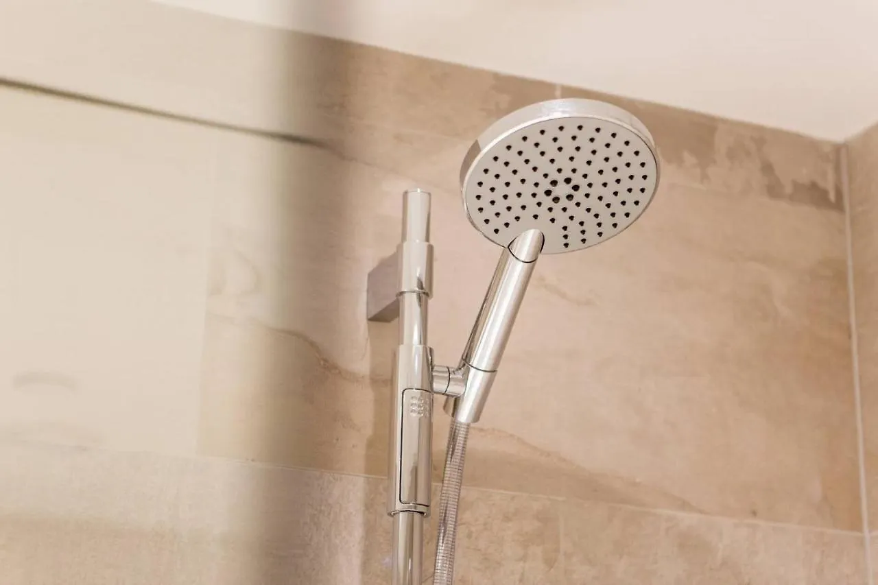 Joivy Exquisite Flat In The City Centre Edinburgh United Kingdom